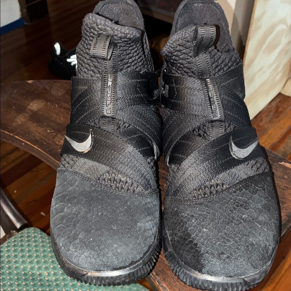 Nike Black Textured Sneakers